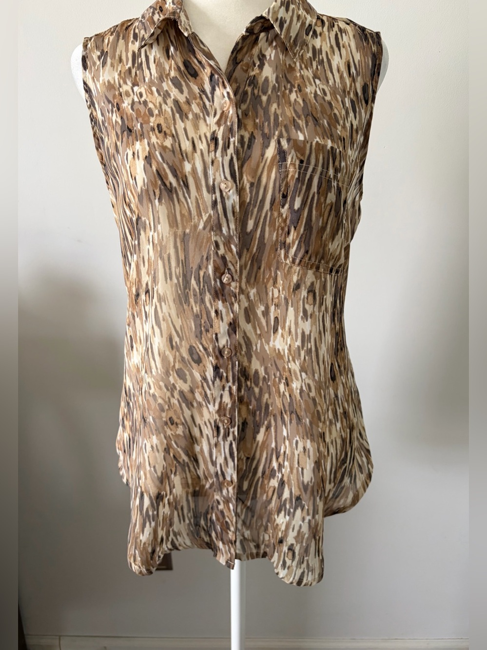 Liz Claiborne Sleeveless Animal-Print Blouse